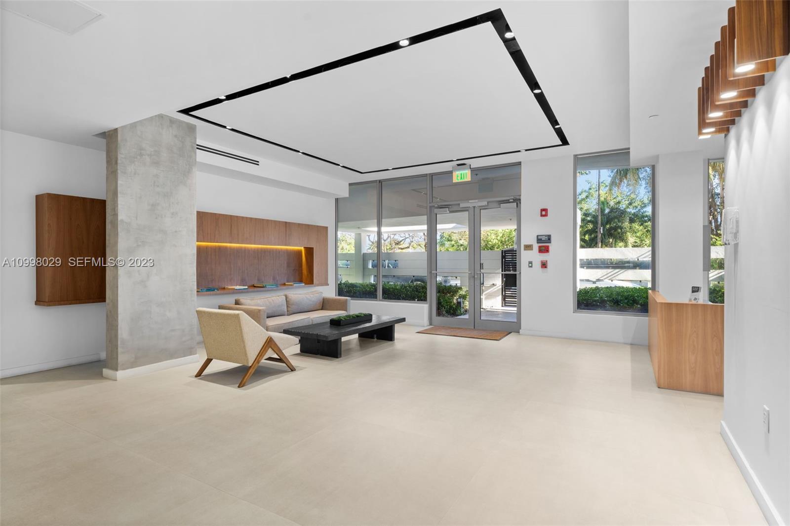 13800 Highland Drive