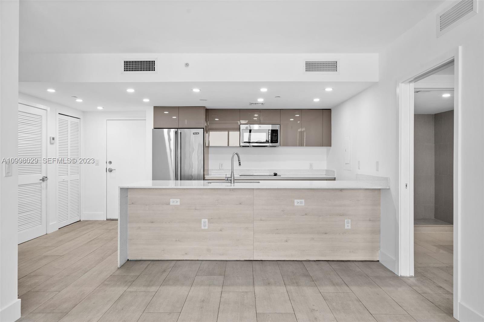 13800 Highland Drive