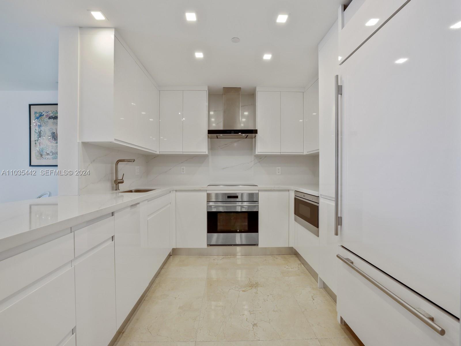 19223 Fisher Island Drive