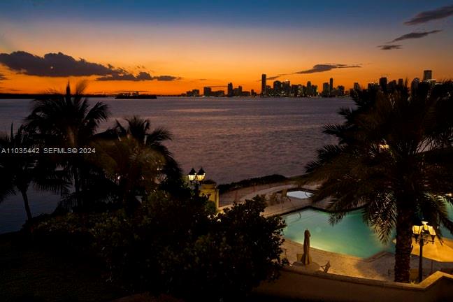 19223 Fisher Island Drive