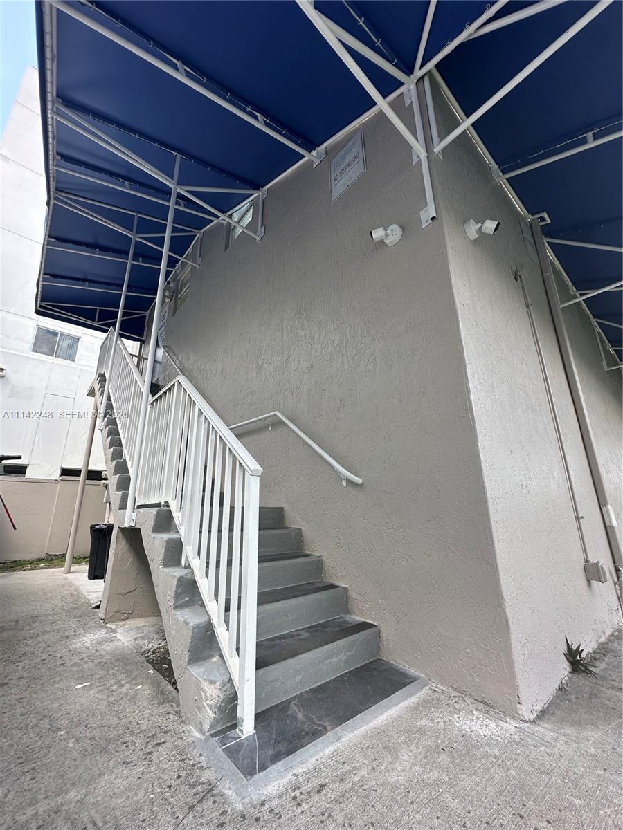 1525-27 NW 3rd Avenue