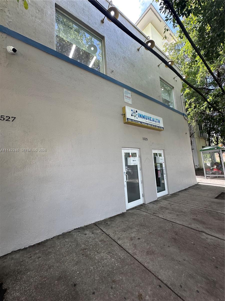 1525-27 NW 3rd Avenue