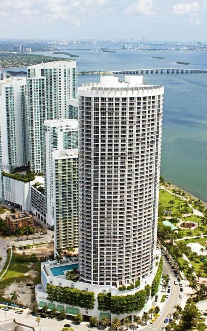 1750 N Bayshore Drive