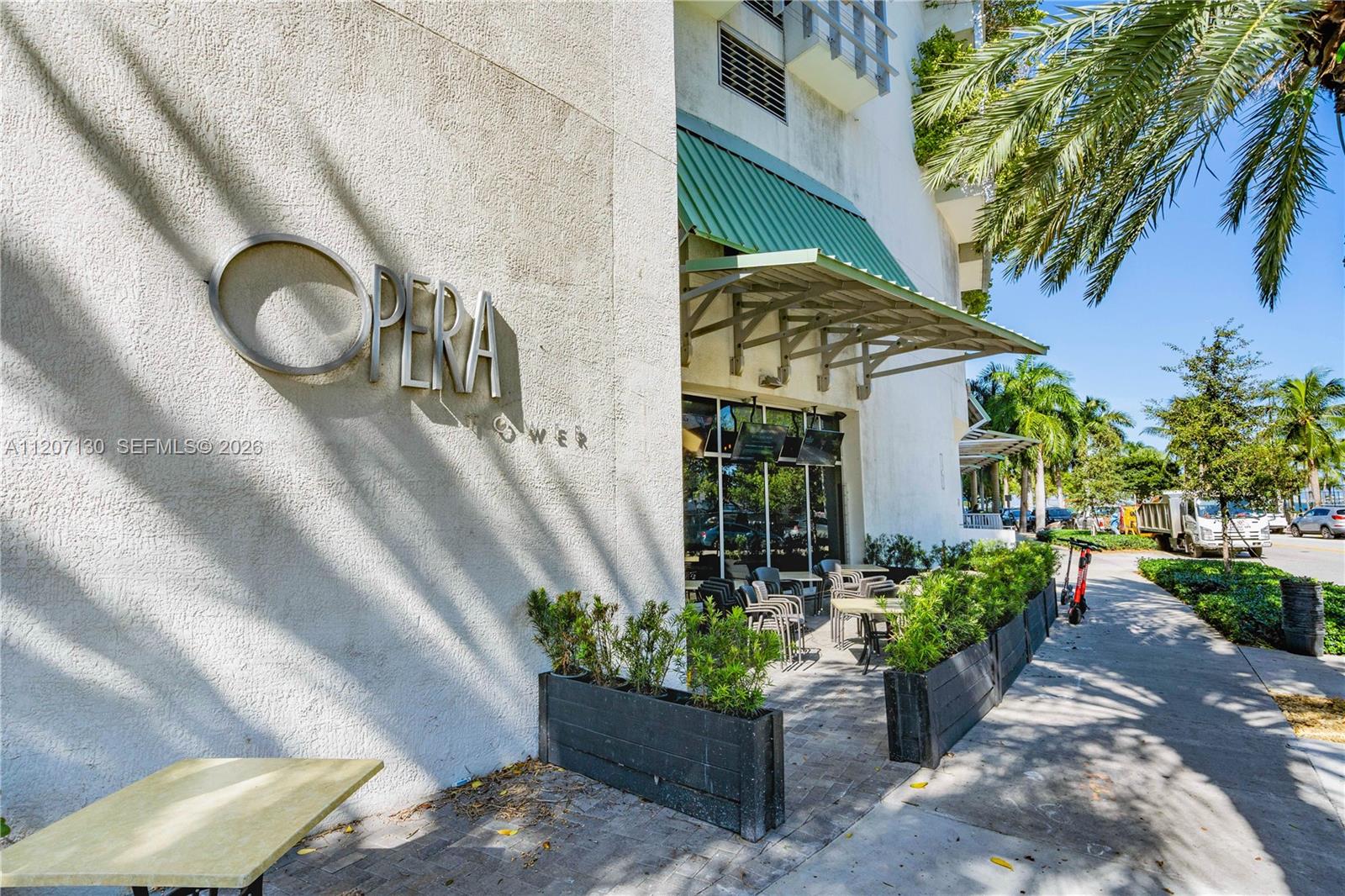 1750 N Bayshore Drive