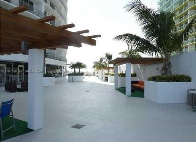 1750 N Bayshore Drive