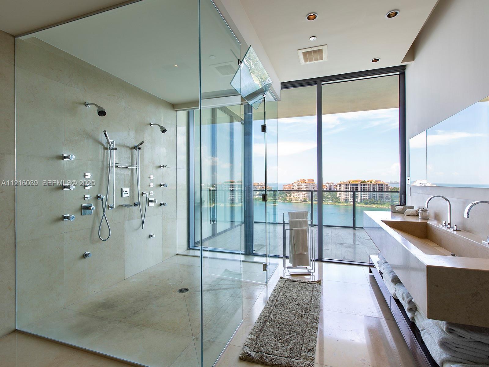 800 S Pointe Drive