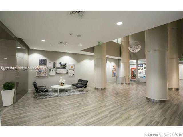 1750 N Bayshore Drive