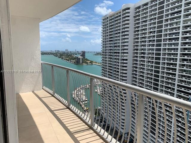 1750 N Bayshore Drive