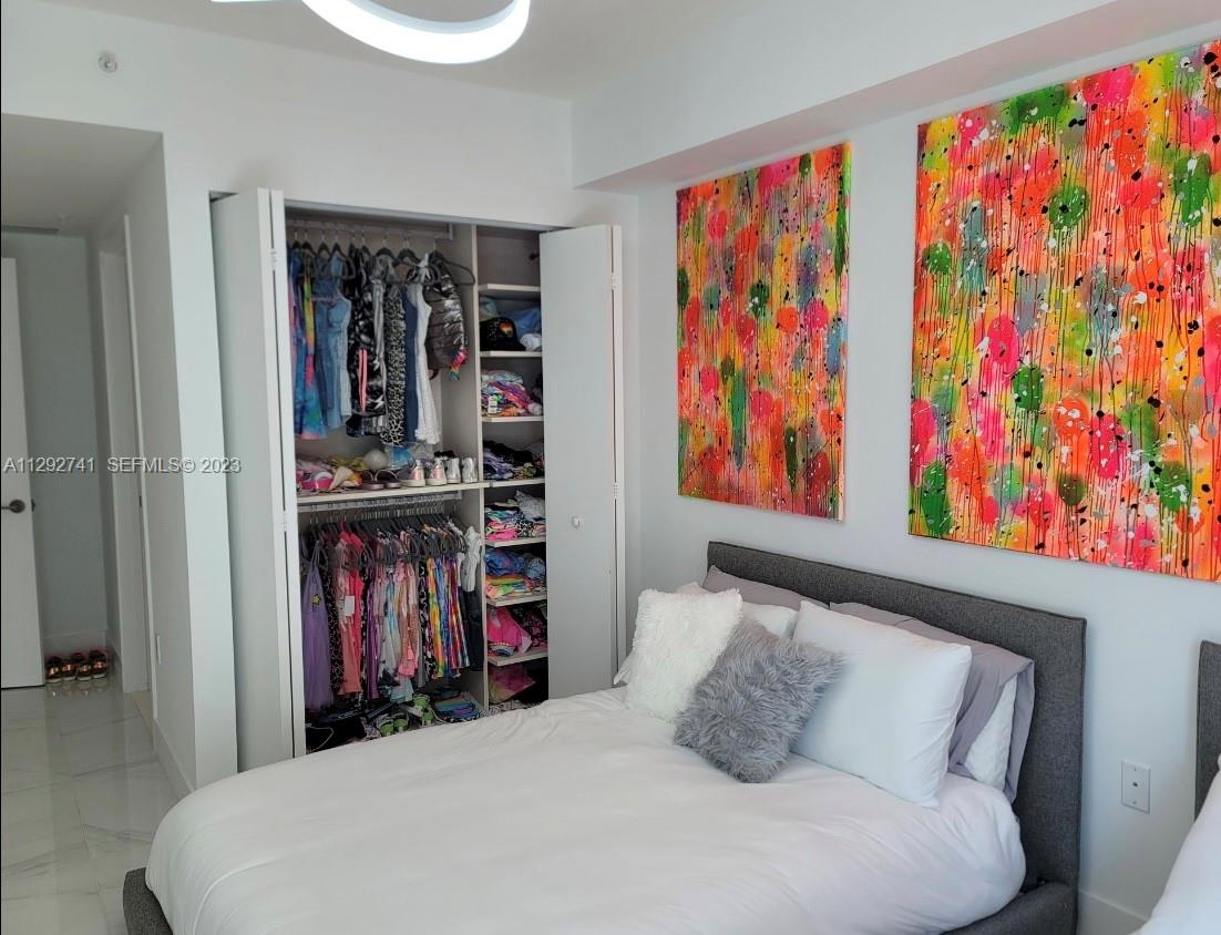 300 Sunny Isles Boulevard