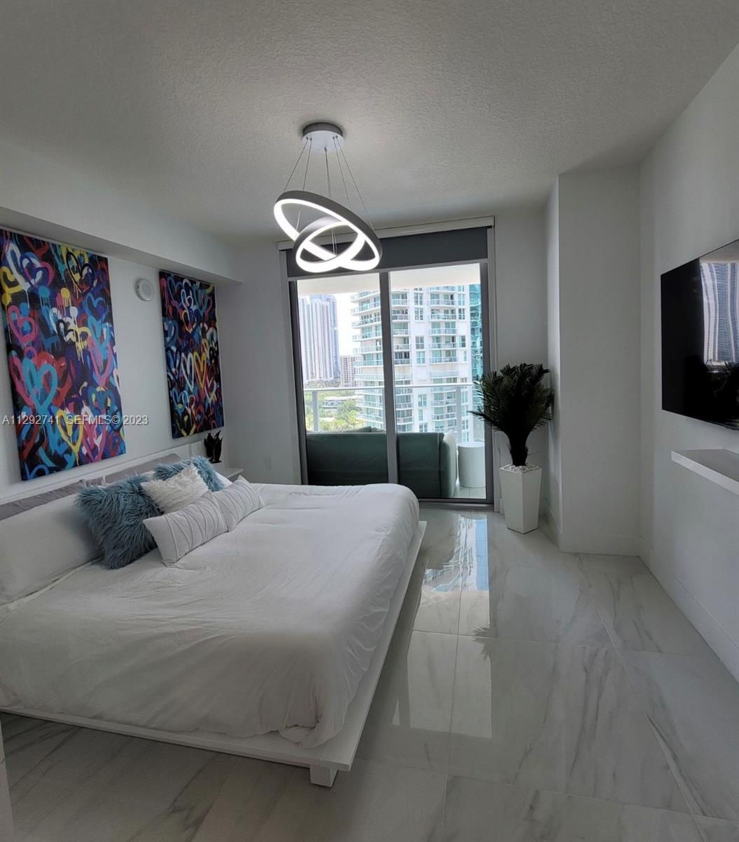 300 Sunny Isles Boulevard