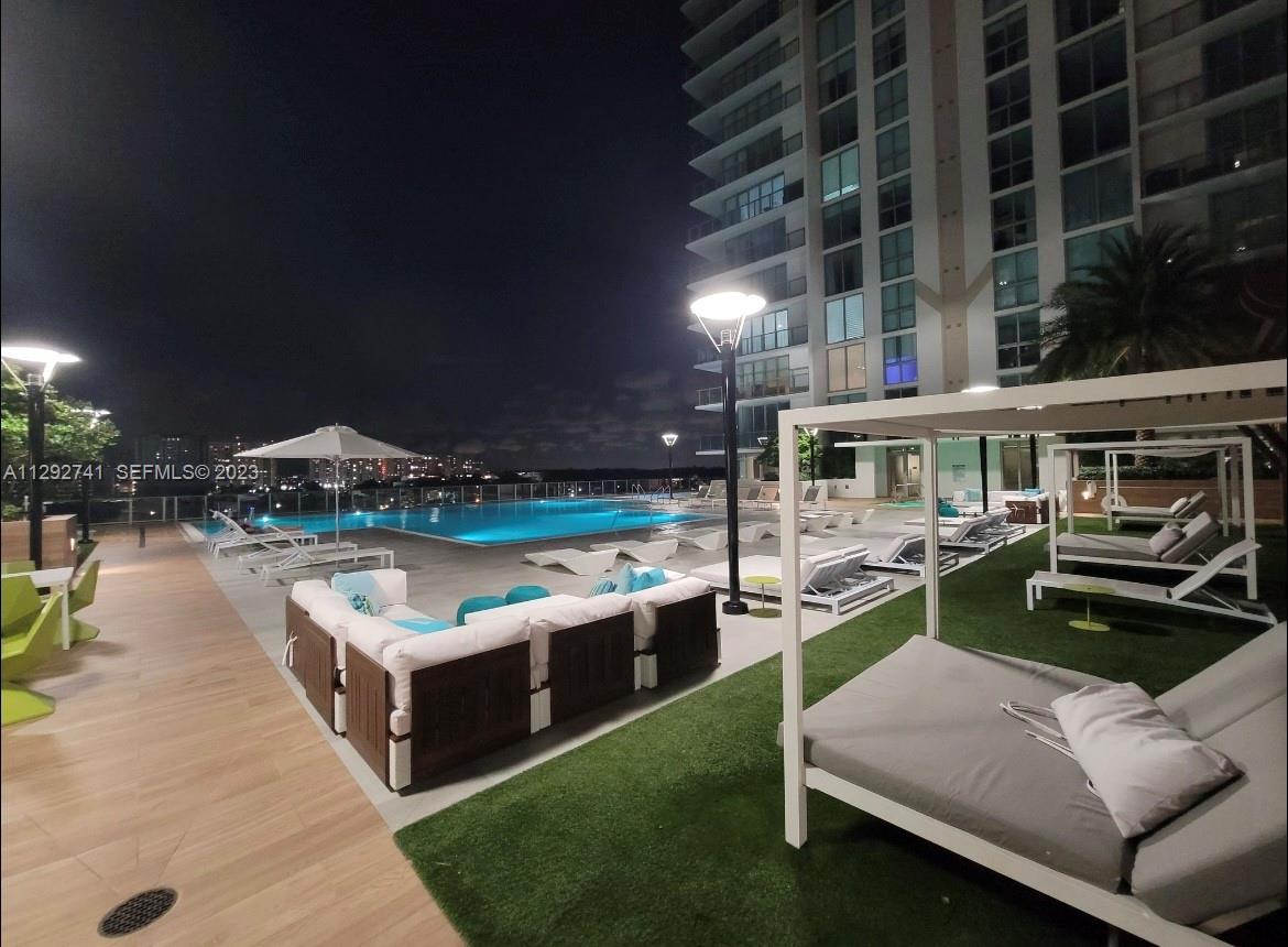 300 Sunny Isles Boulevard