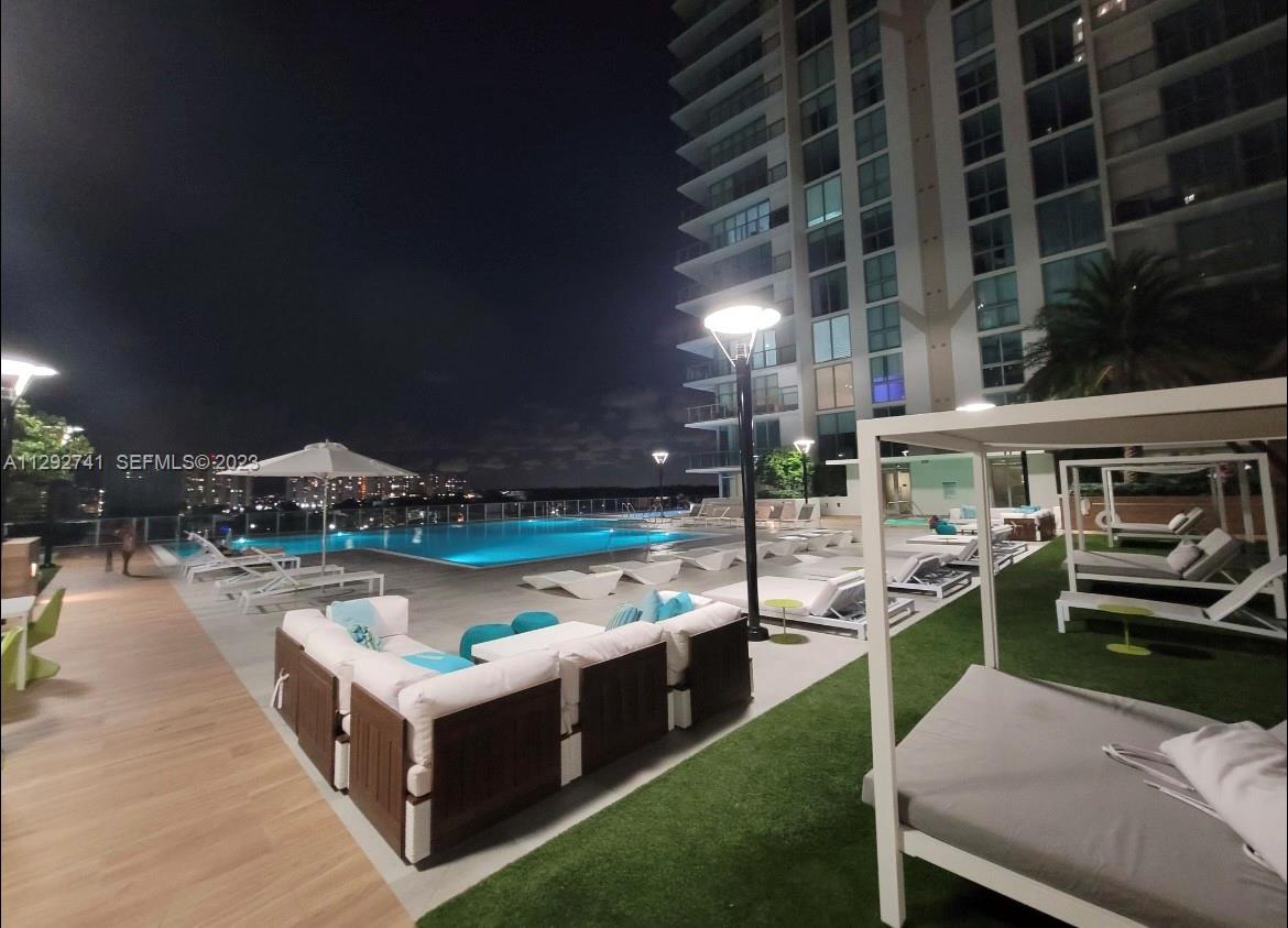 300 Sunny Isles Boulevard