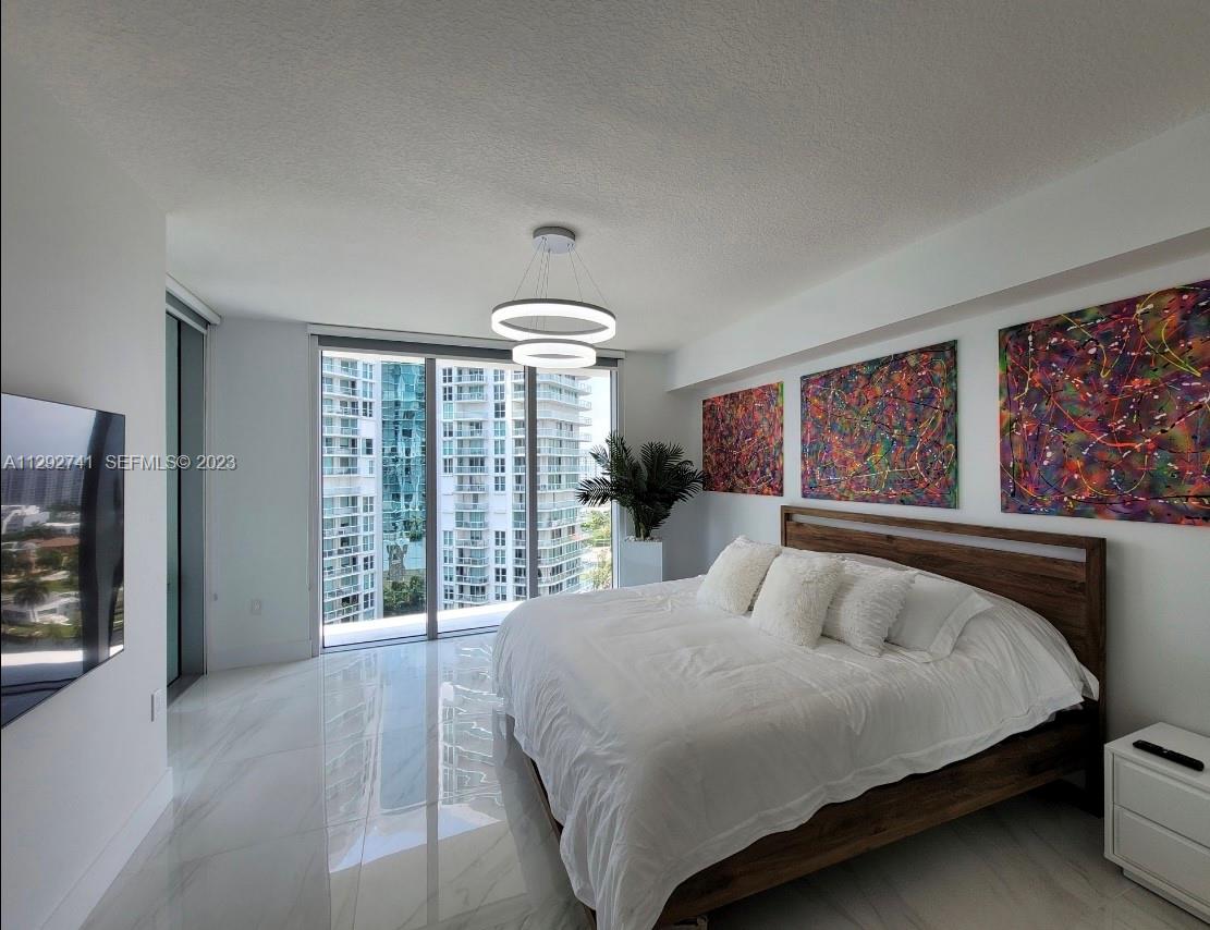 300 Sunny Isles Boulevard