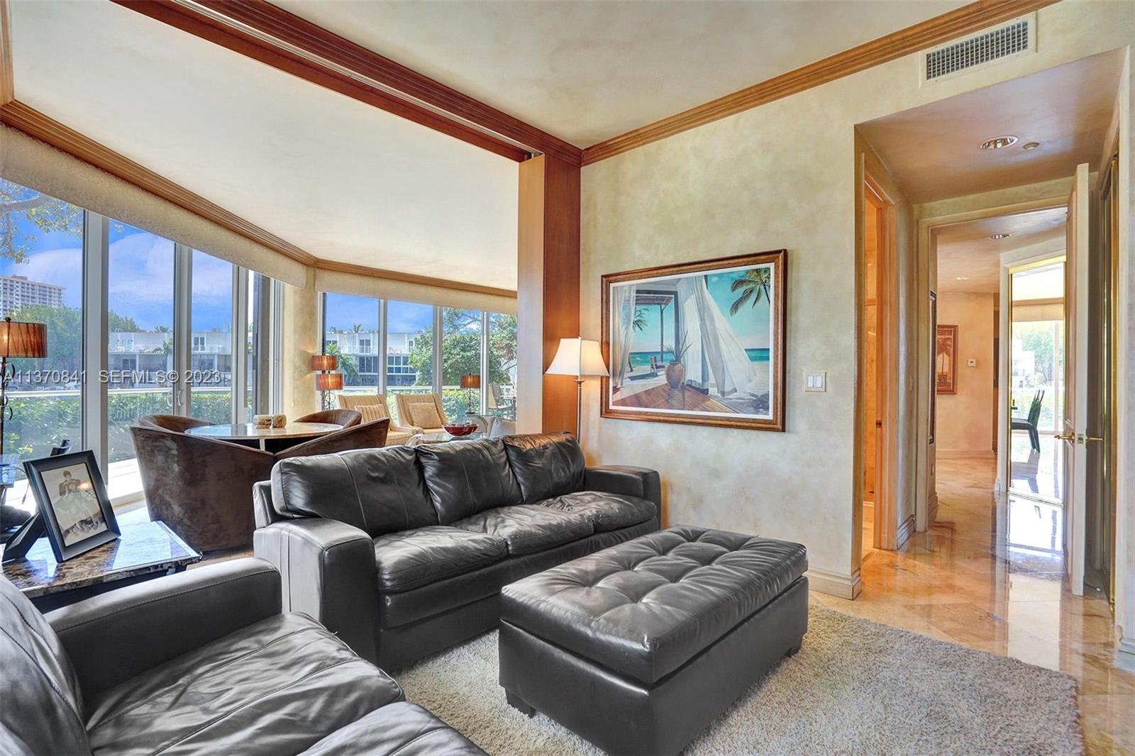 2600 Island Boulevard