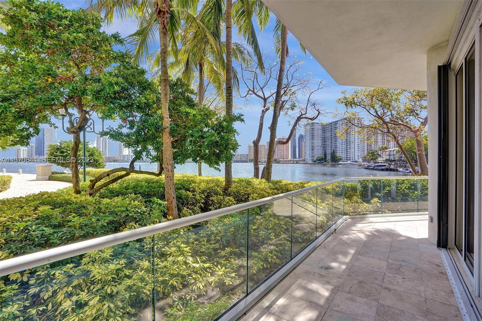 2600 Island Boulevard