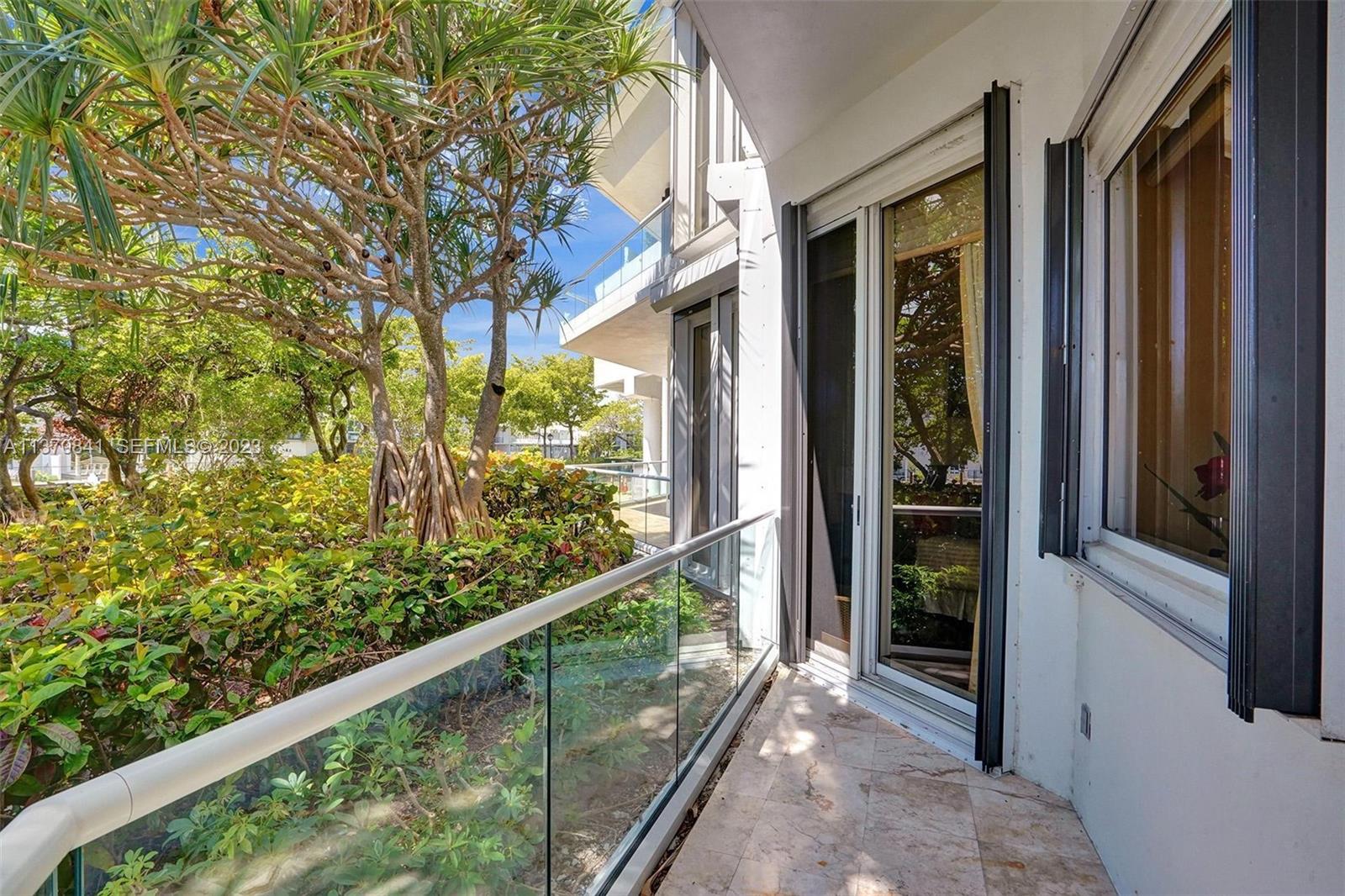 2600 Island Boulevard