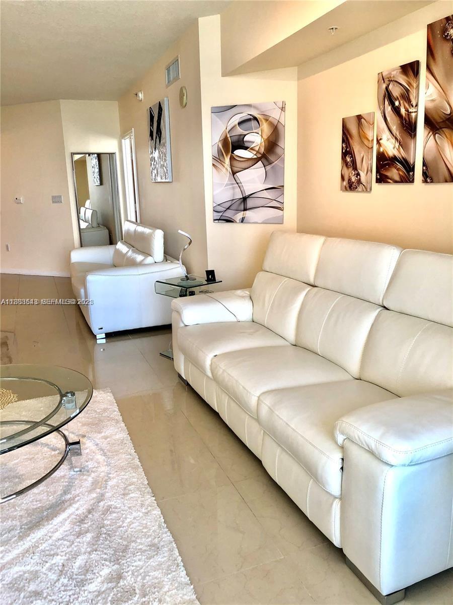 16699 Collins Avenue