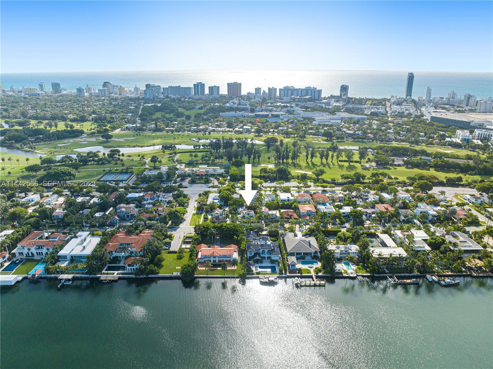 2211 N Bay Road