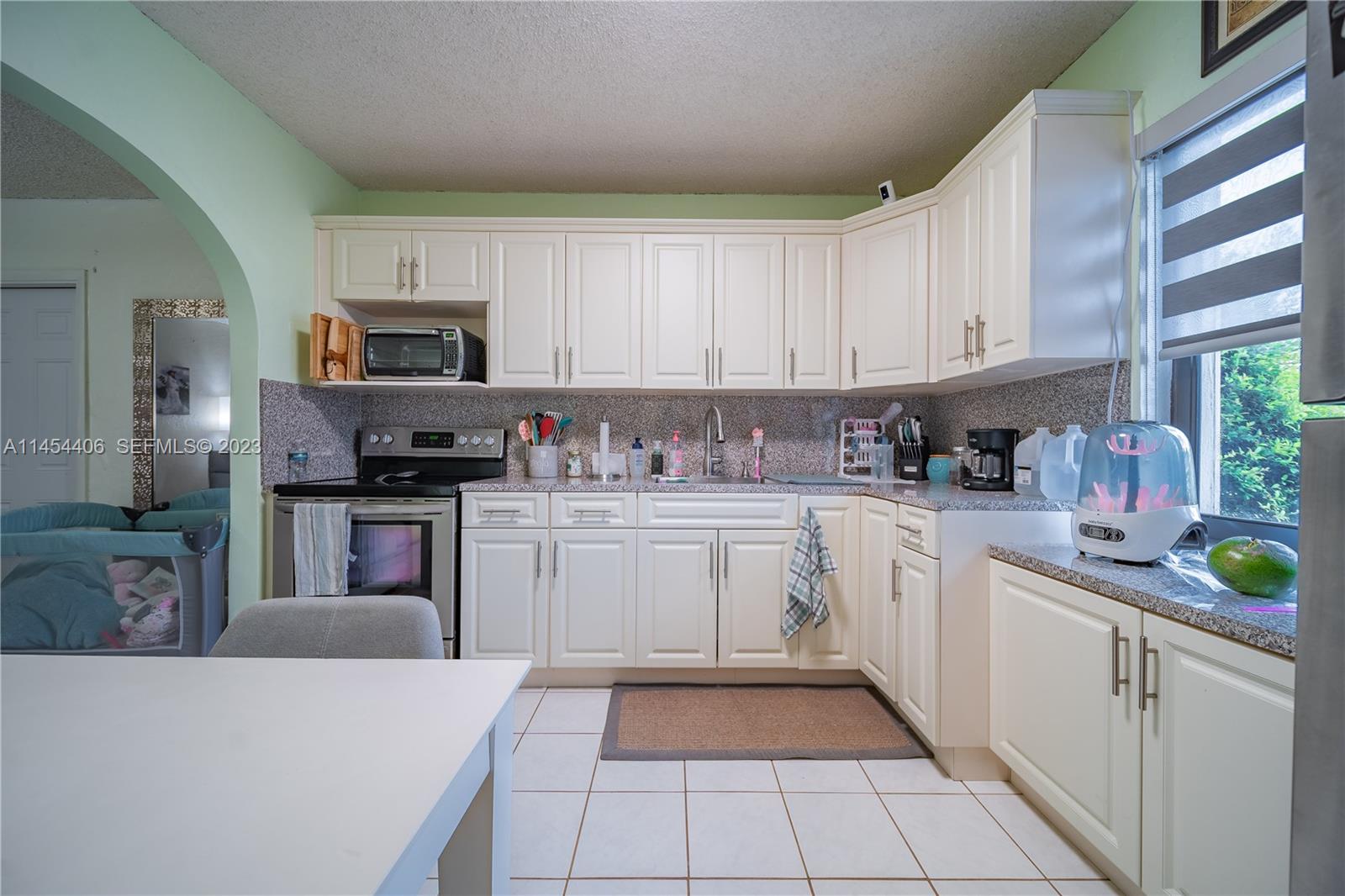 925 E 29th Street