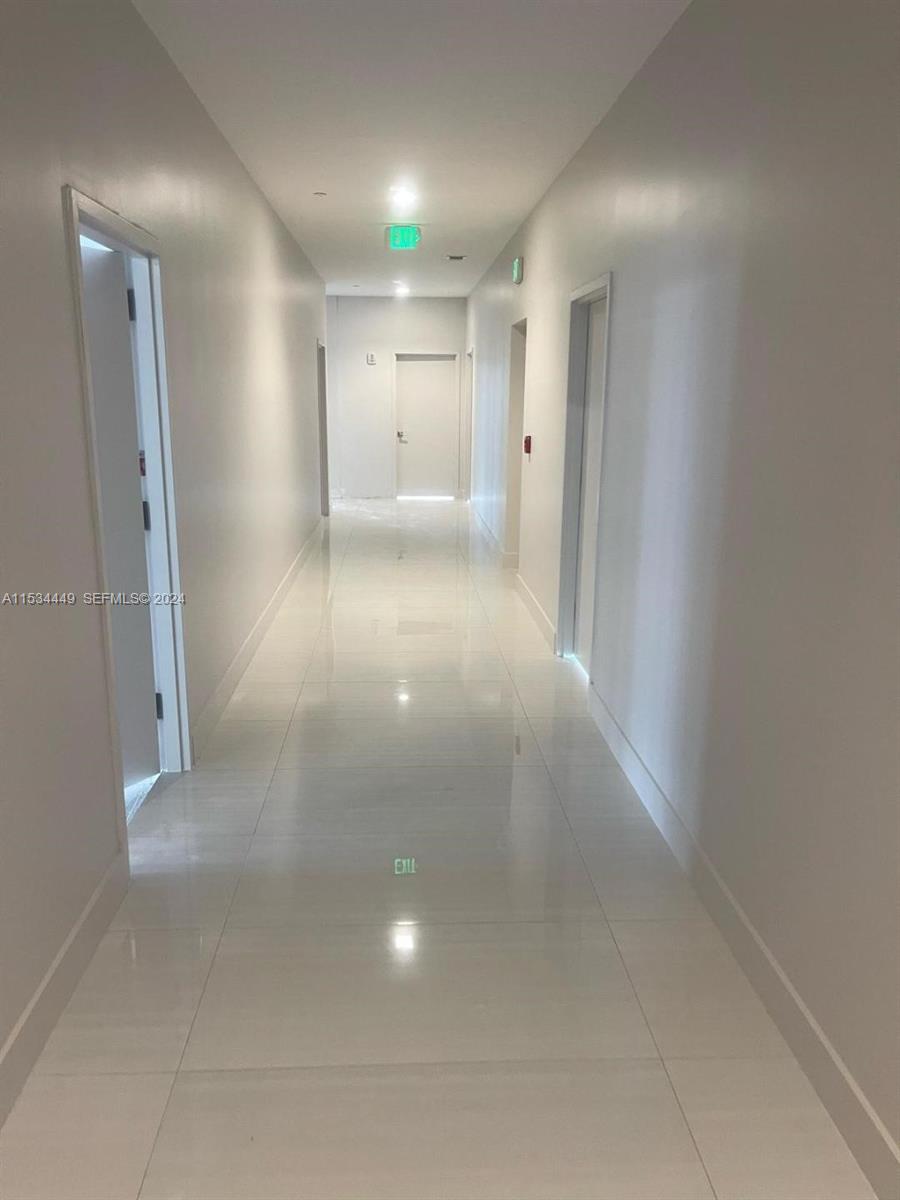 1006 E Hallandale Beach Boulevard