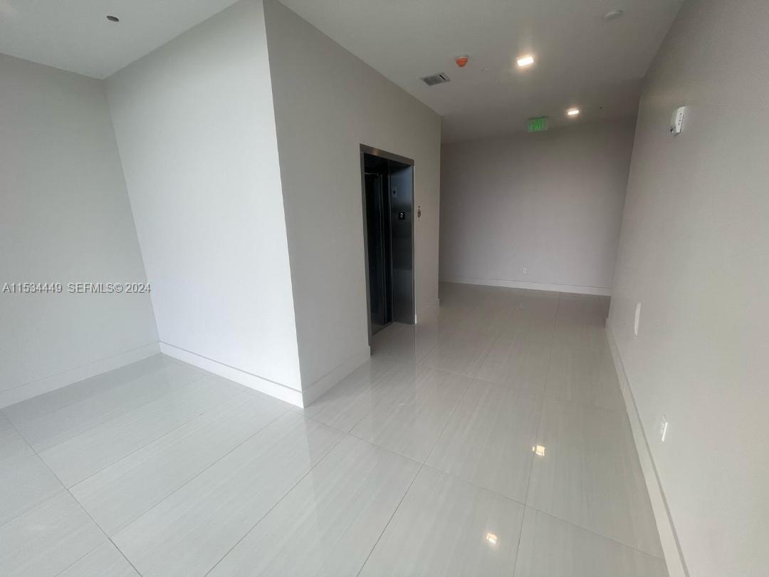 1006 E Hallandale Beach Boulevard