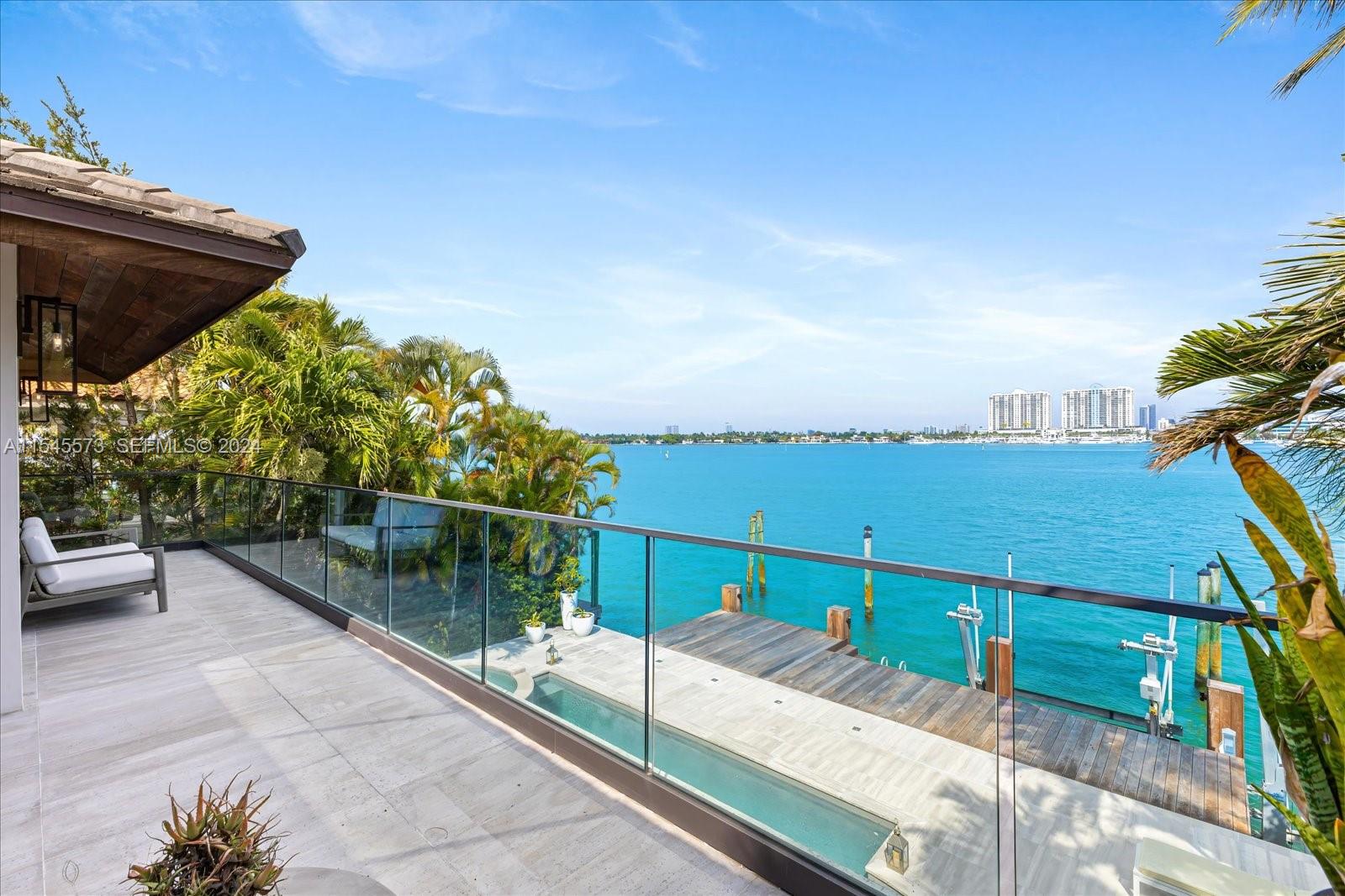 401 E Rivo Alto Drive