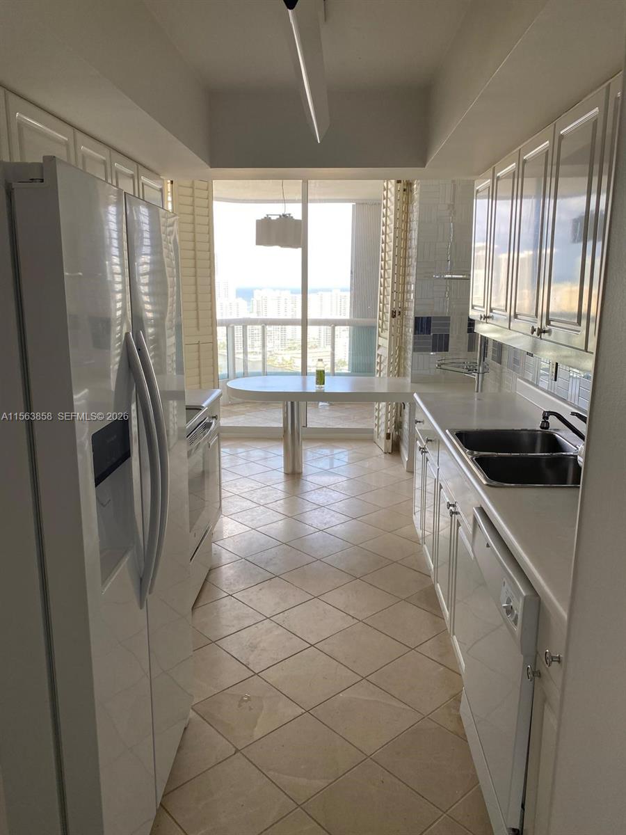 21205 Yacht Club Drive