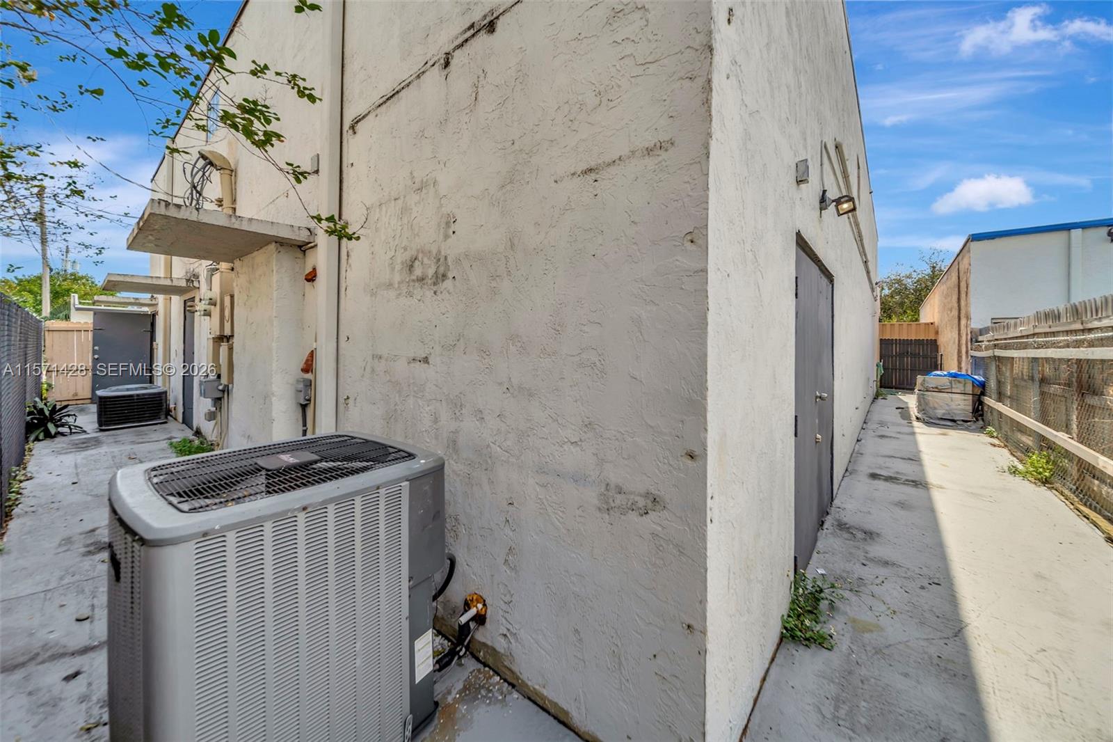 67 NW 166th Street