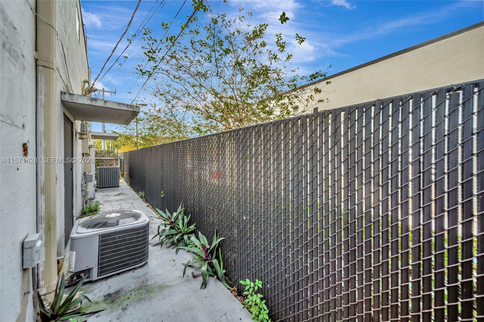 67 NW 166th Street