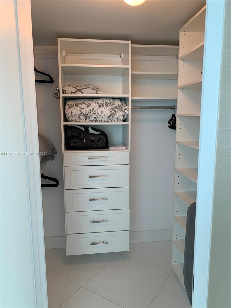 250 Sunny Isles Boulevard