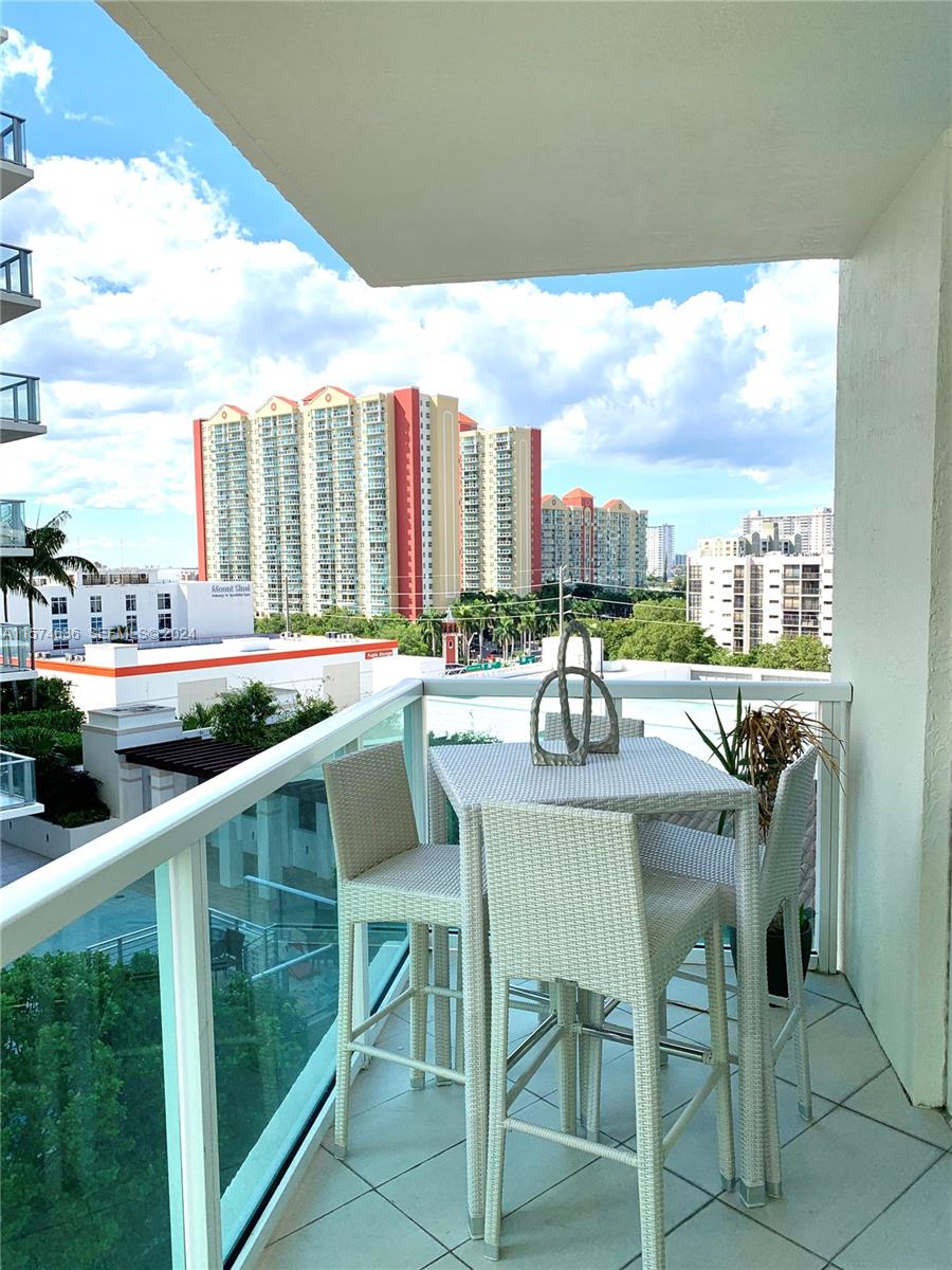 250 Sunny Isles Boulevard