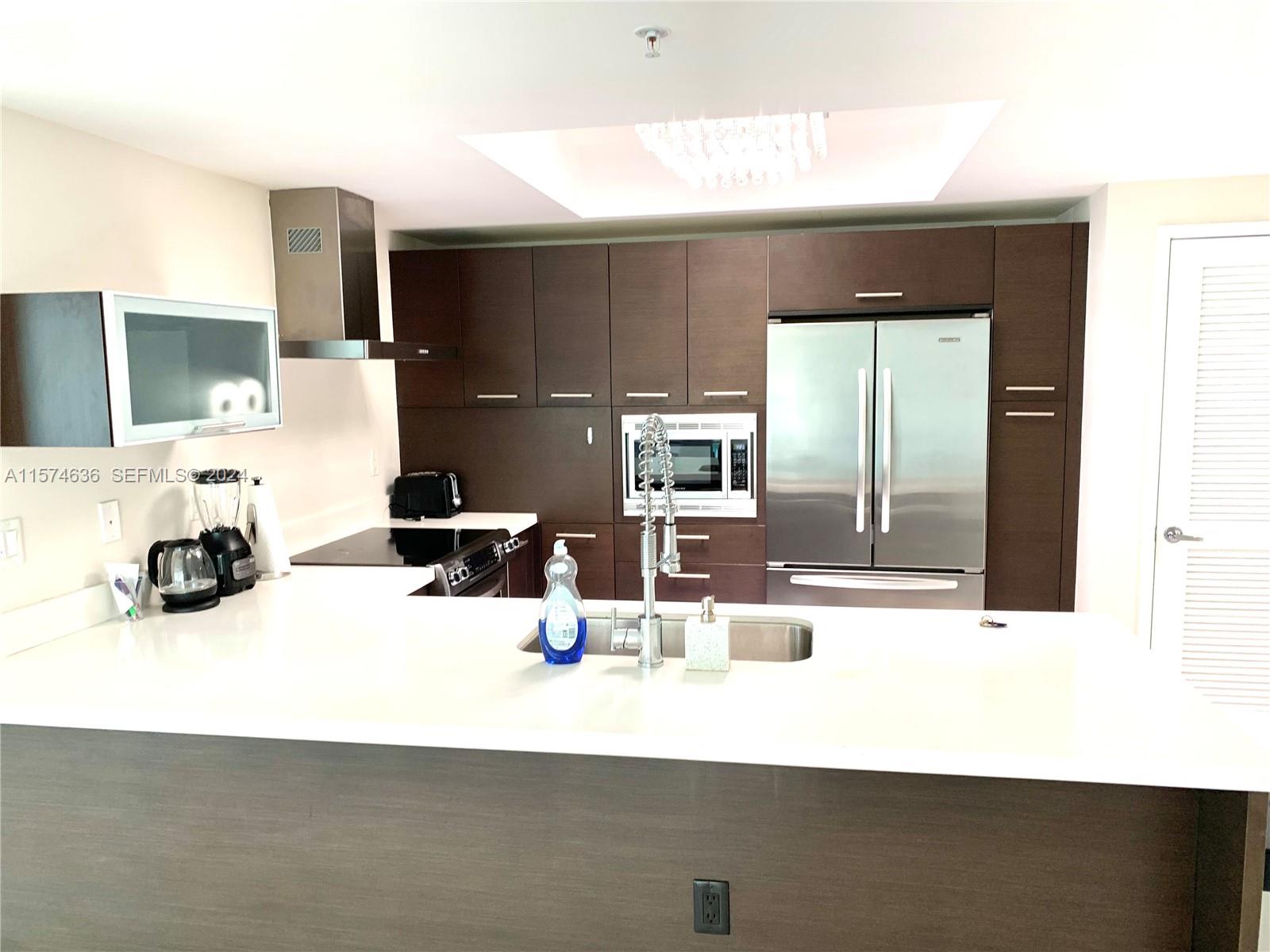 250 Sunny Isles Boulevard