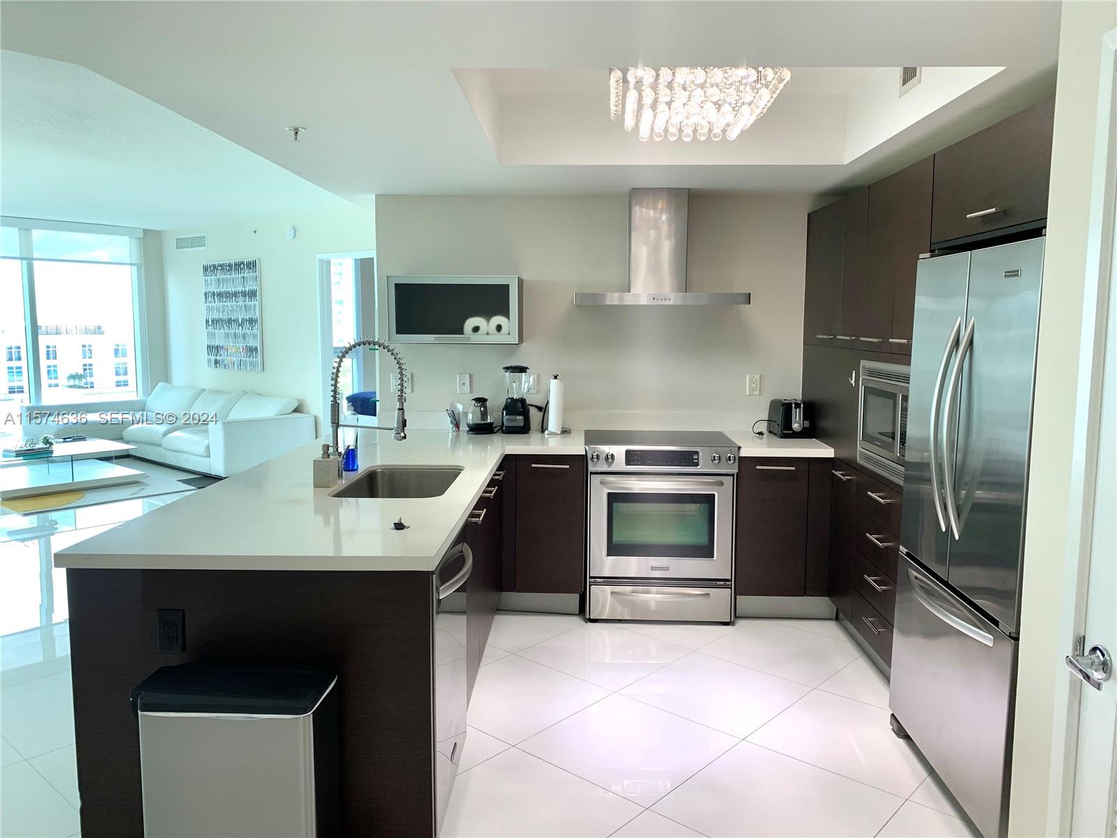 250 Sunny Isles Boulevard