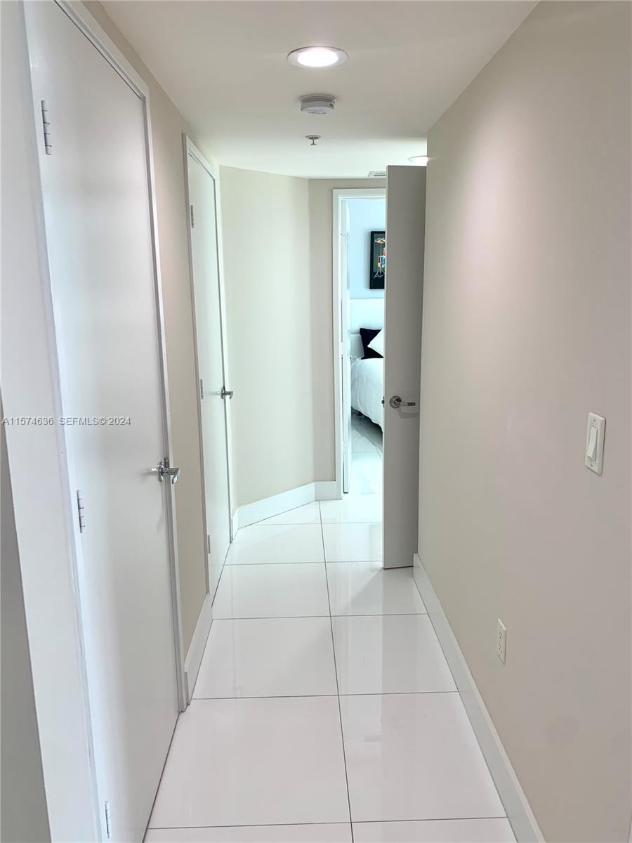 250 Sunny Isles Boulevard