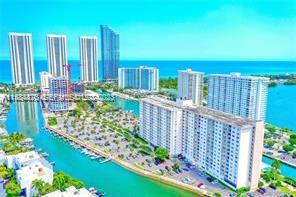 400 Kings Point Drive