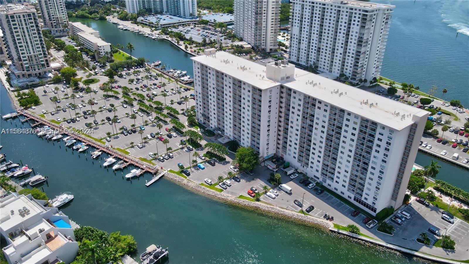 400 Kings Point Drive