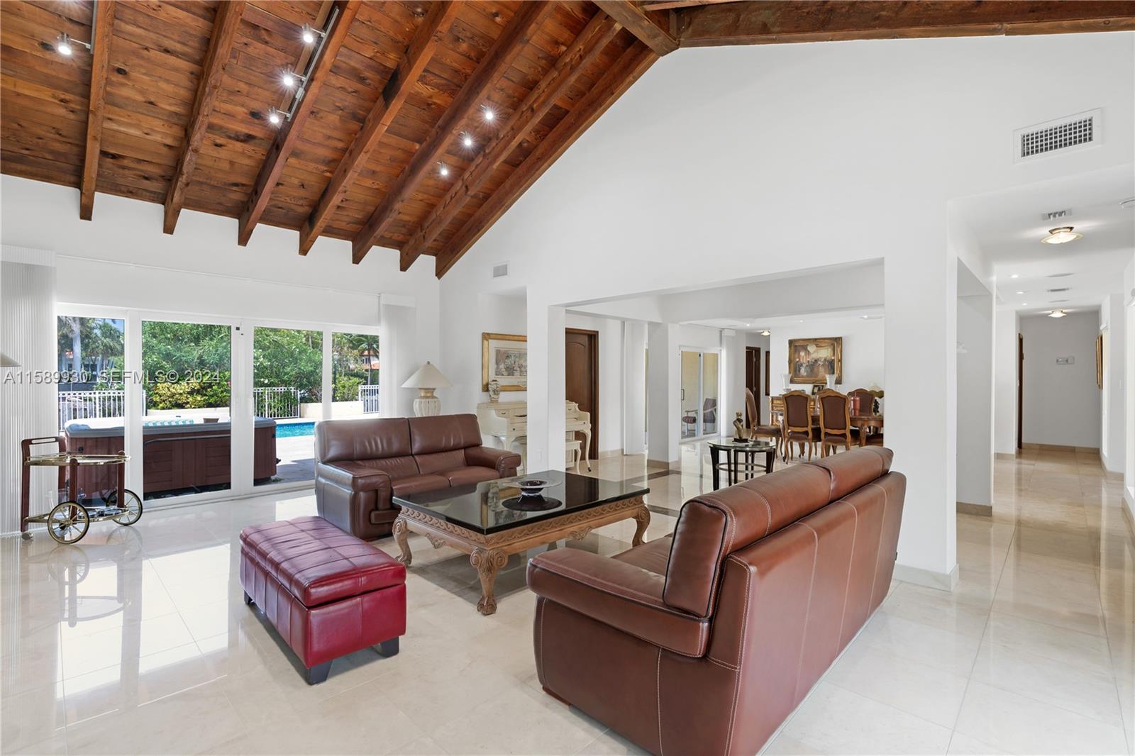 530 Ocean Boulevard