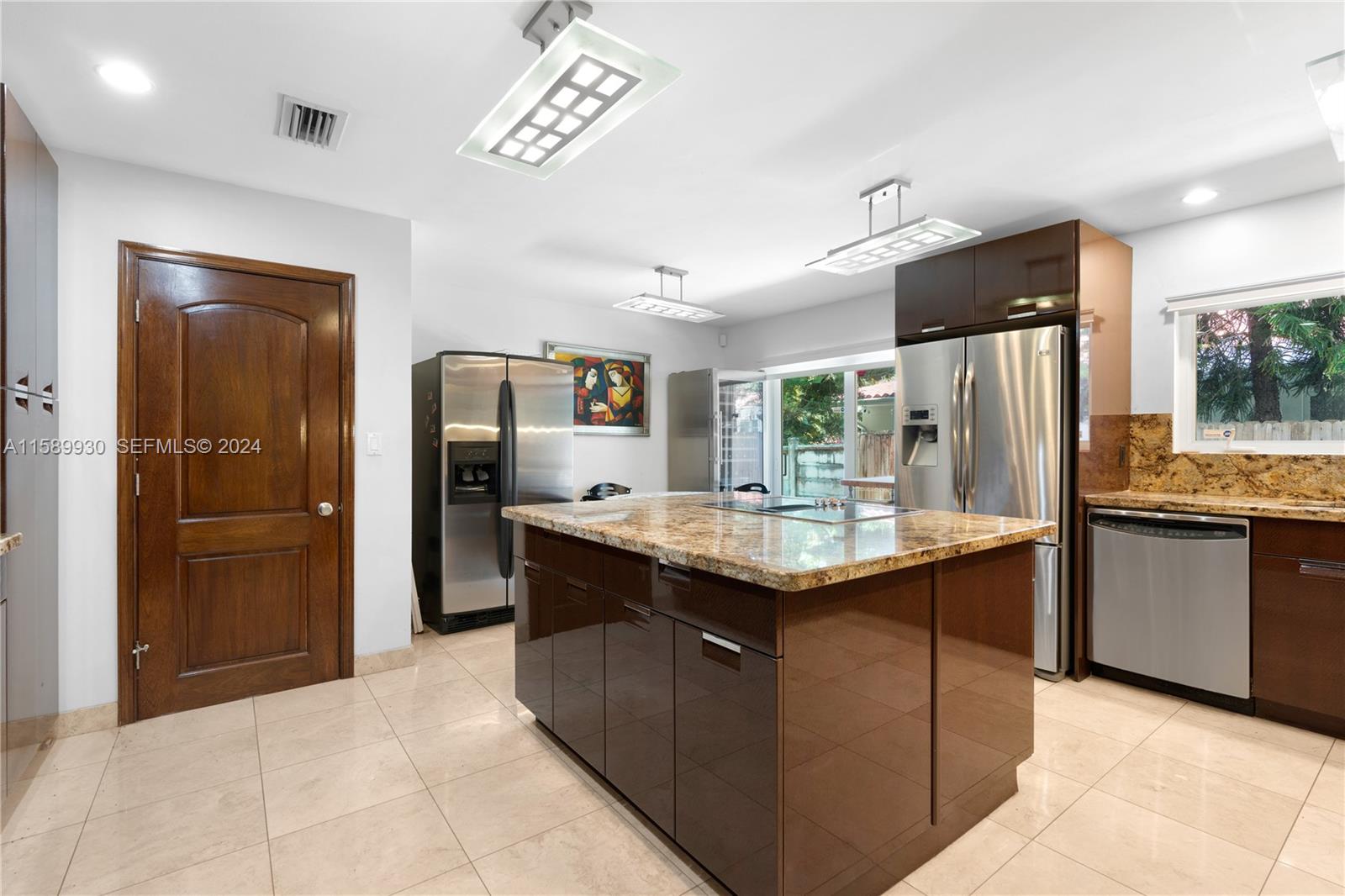 530 Ocean Boulevard