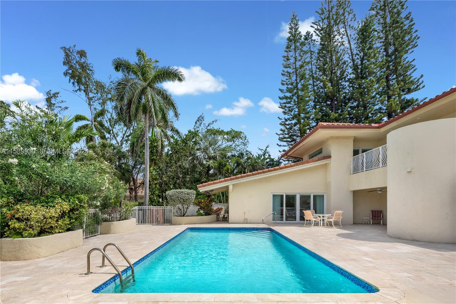 530 Ocean Boulevard