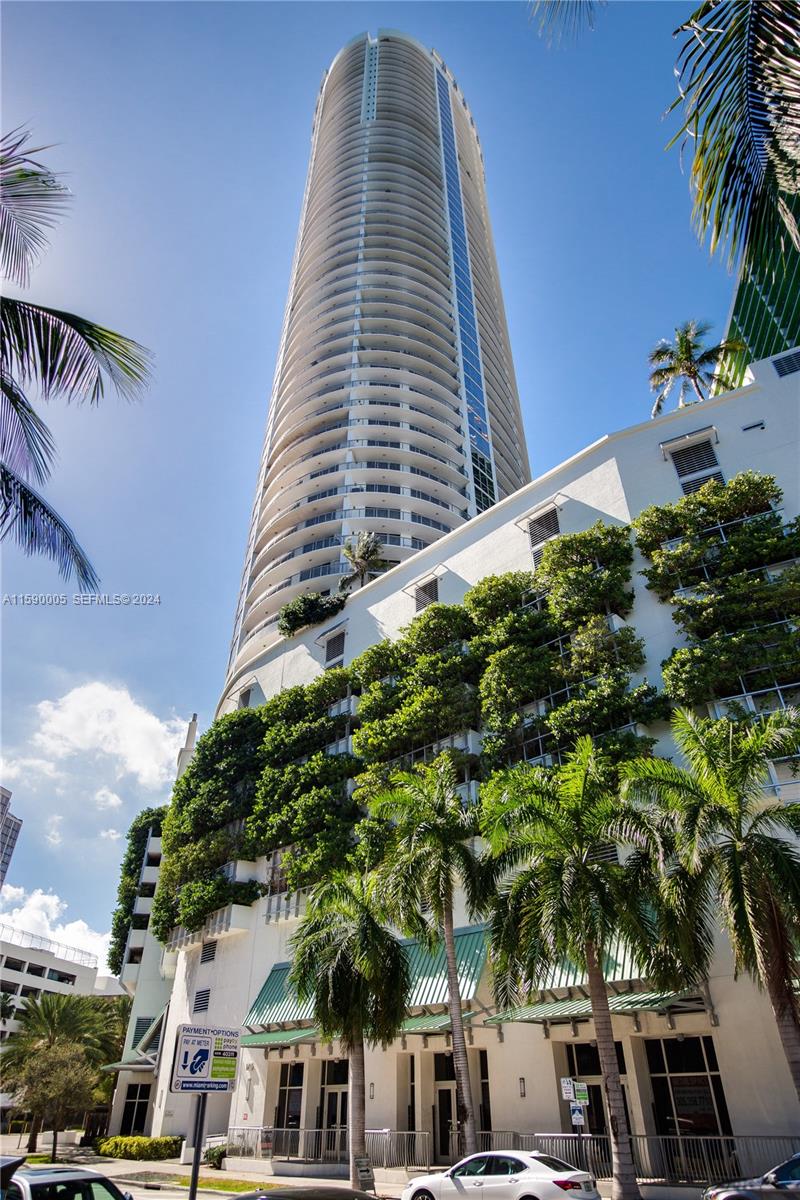 1750 N Bayshore Drive