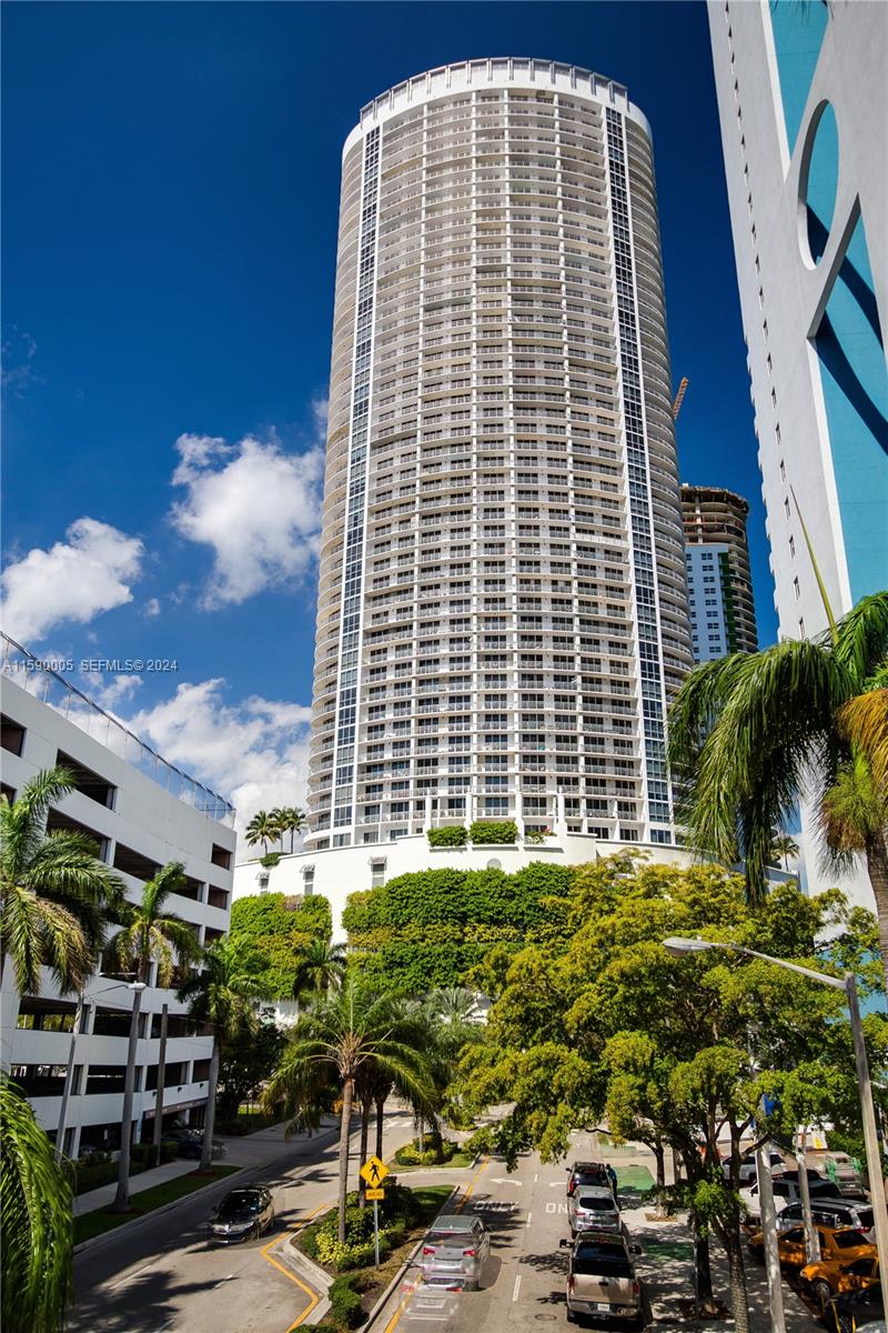 1750 N Bayshore Drive
