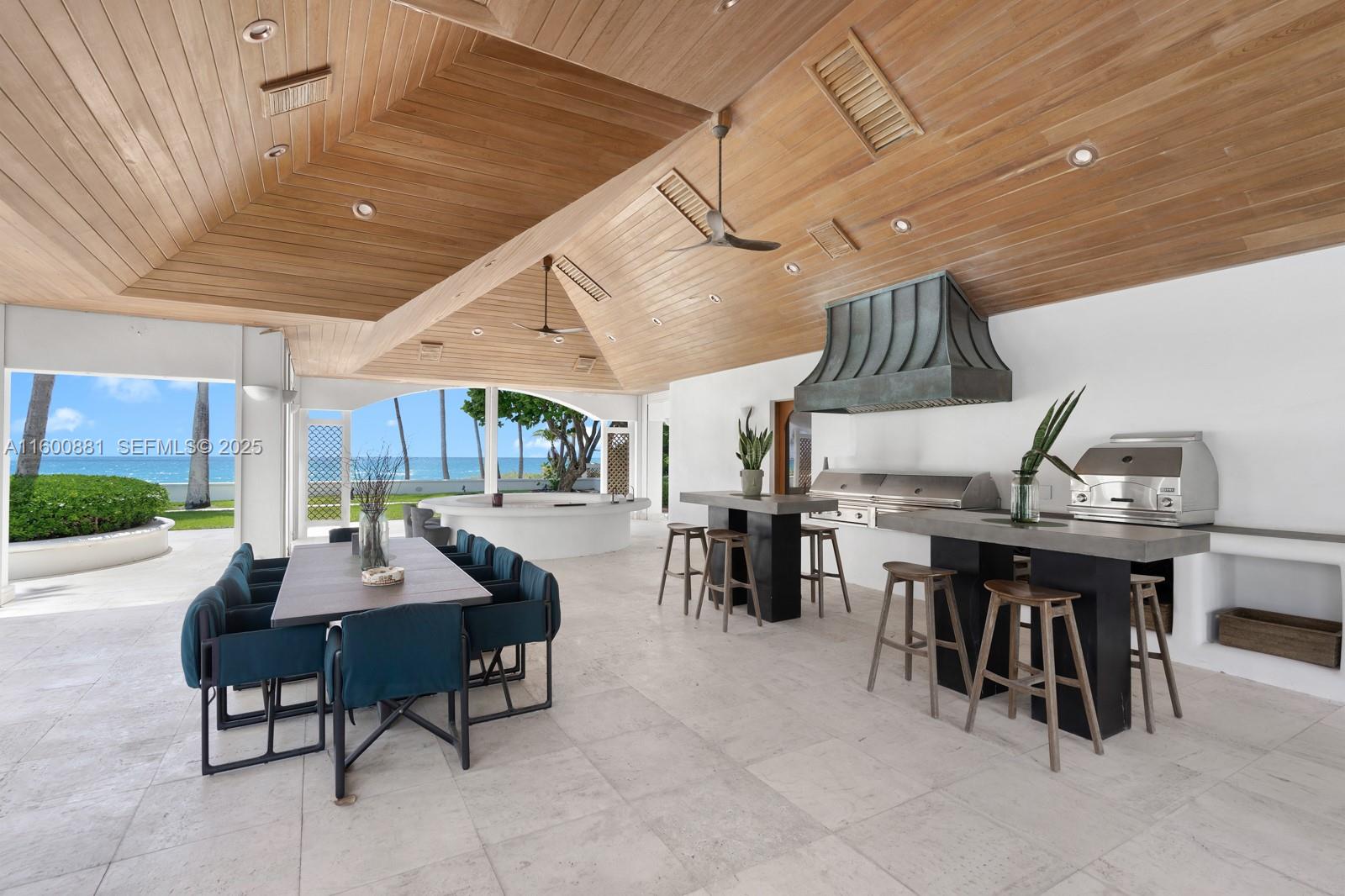 387 Ocean Boulevard