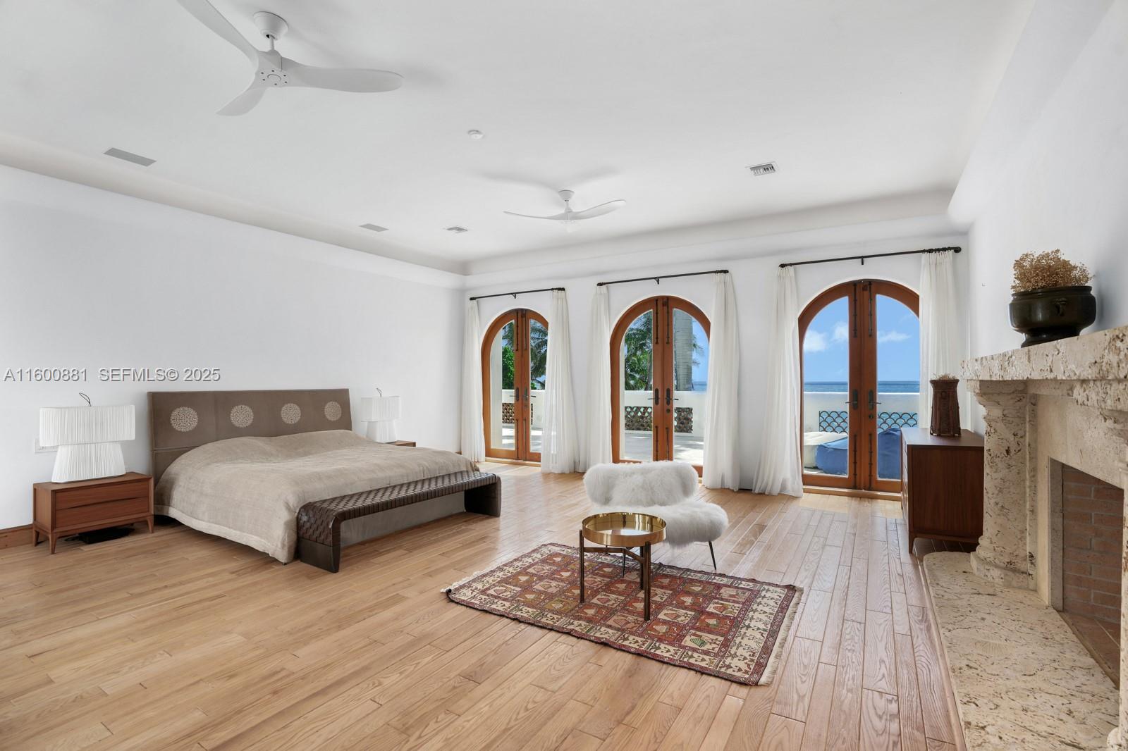 387 Ocean Boulevard