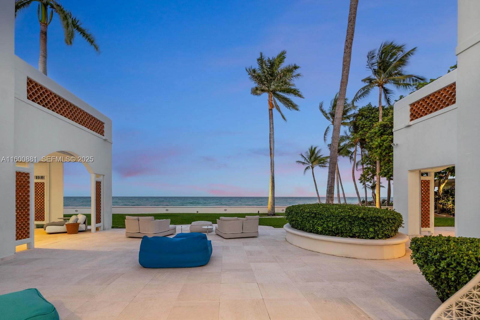 387 Ocean Boulevard