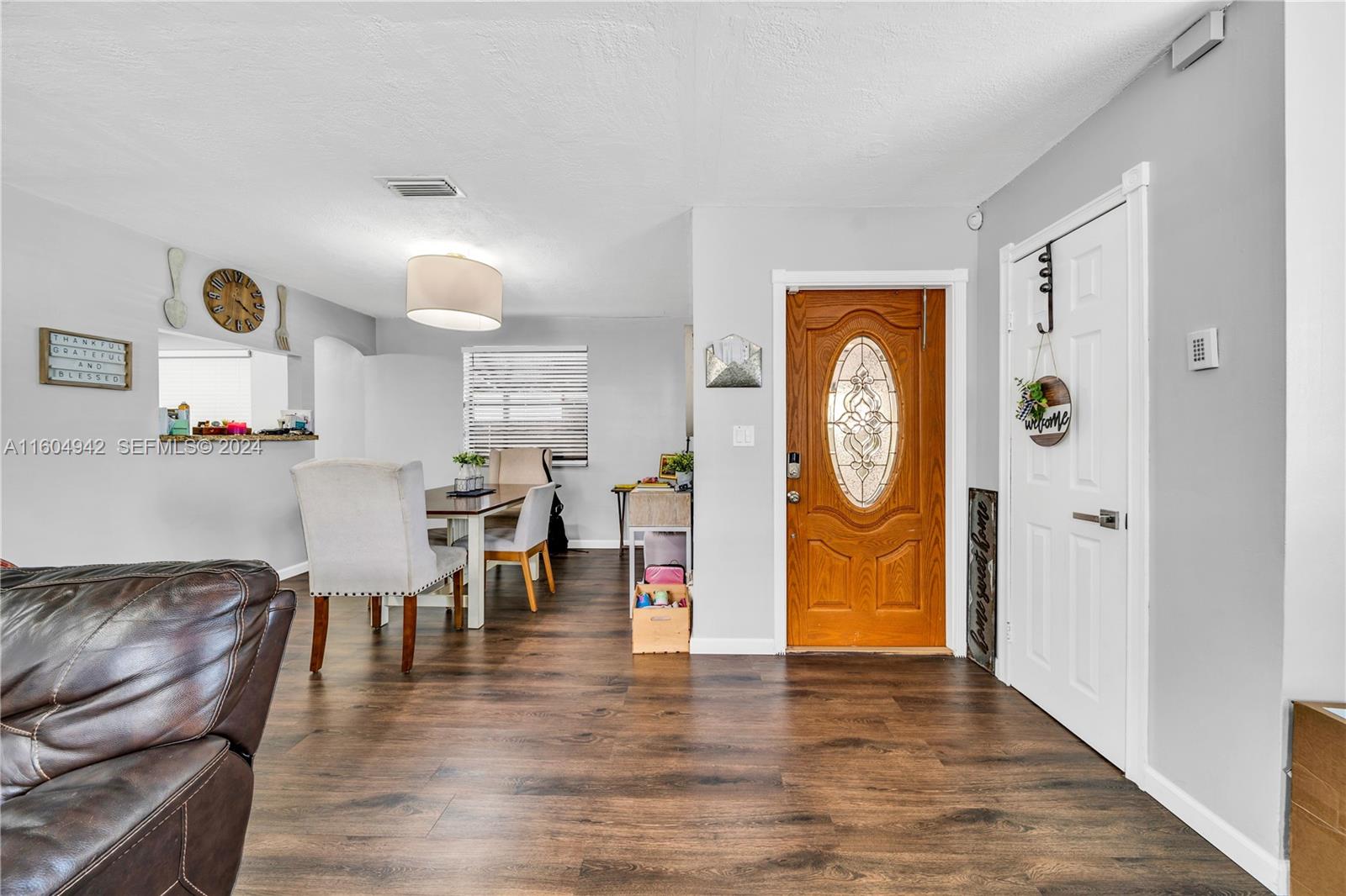 875 E 29th Street