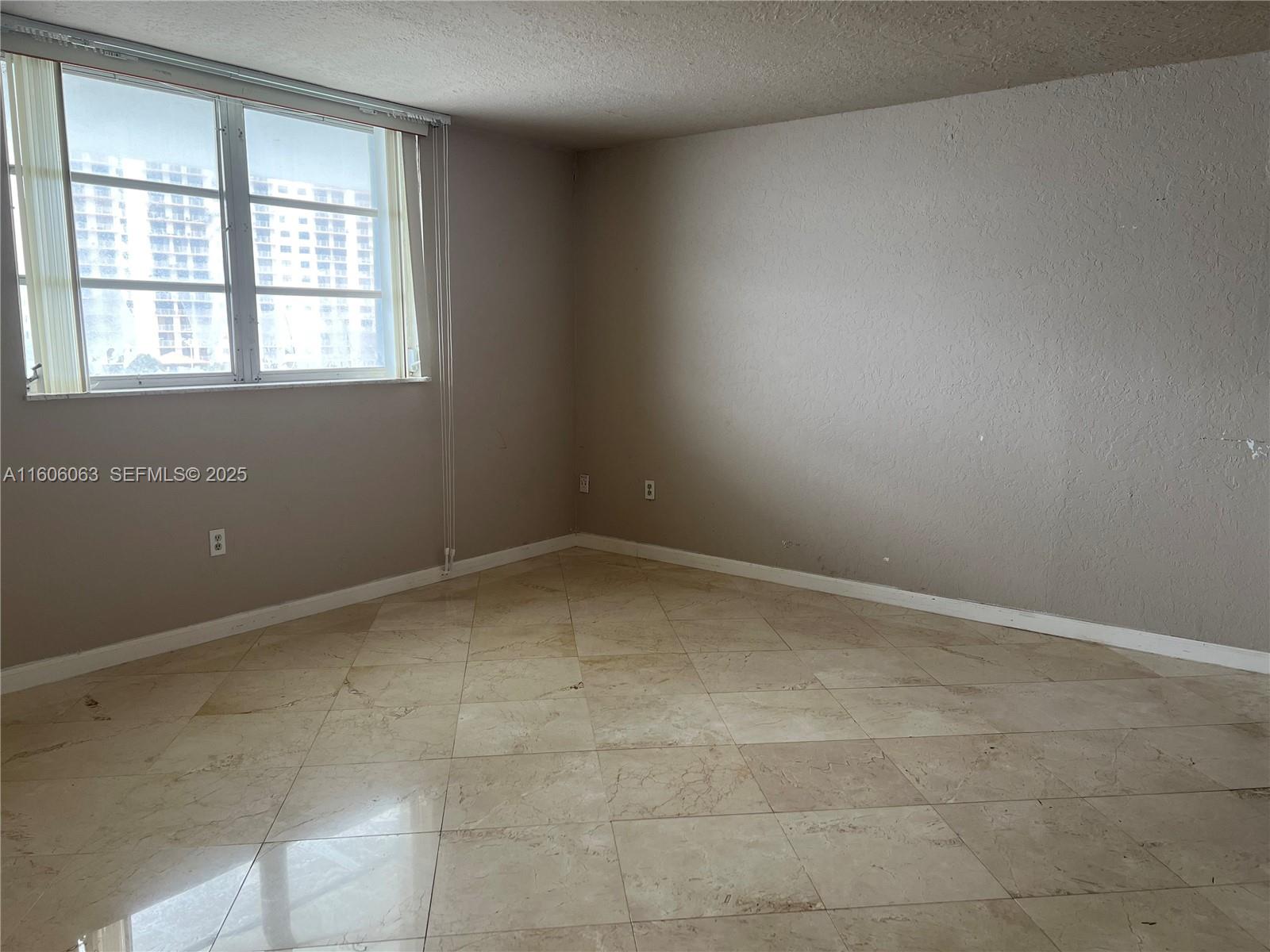 4000 NE 170th Street