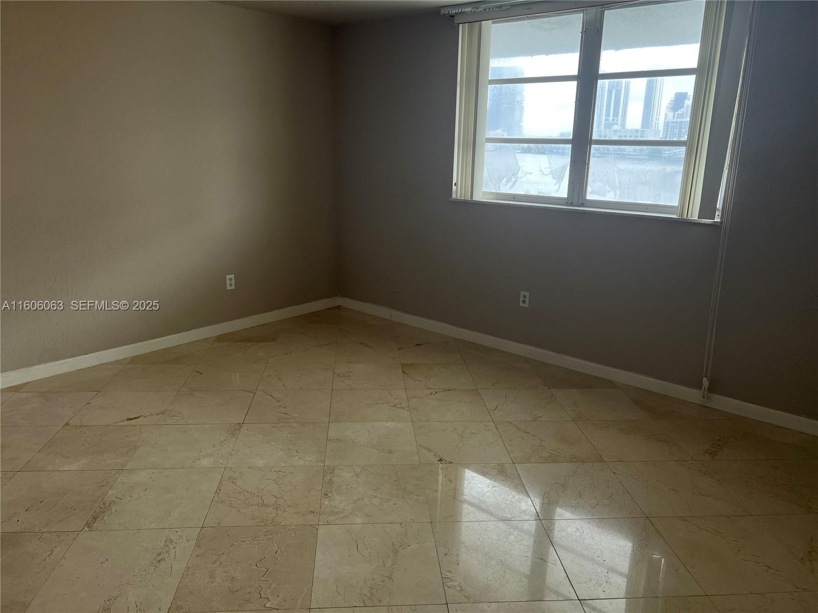 4000 NE 170th Street