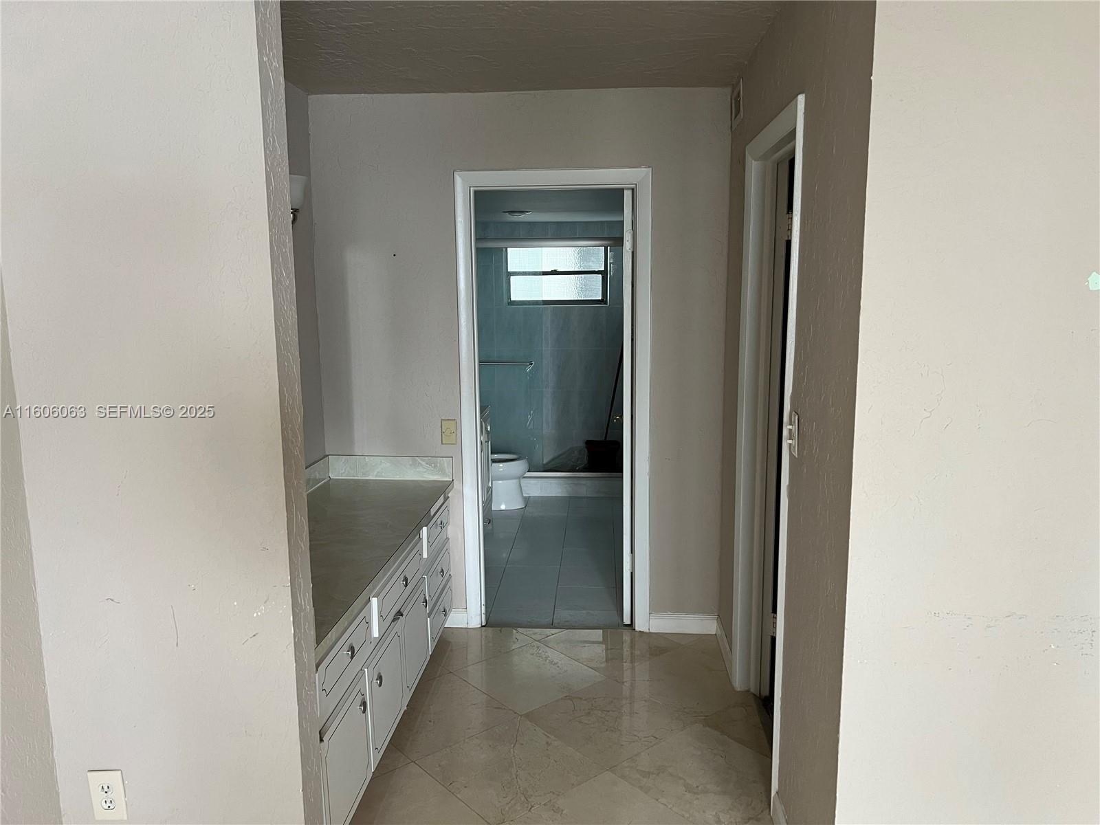 4000 NE 170th Street