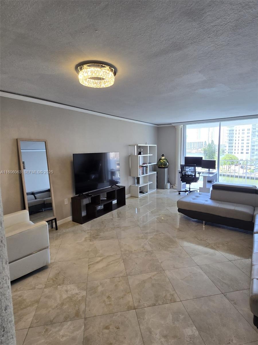 4000 NE 170th Street