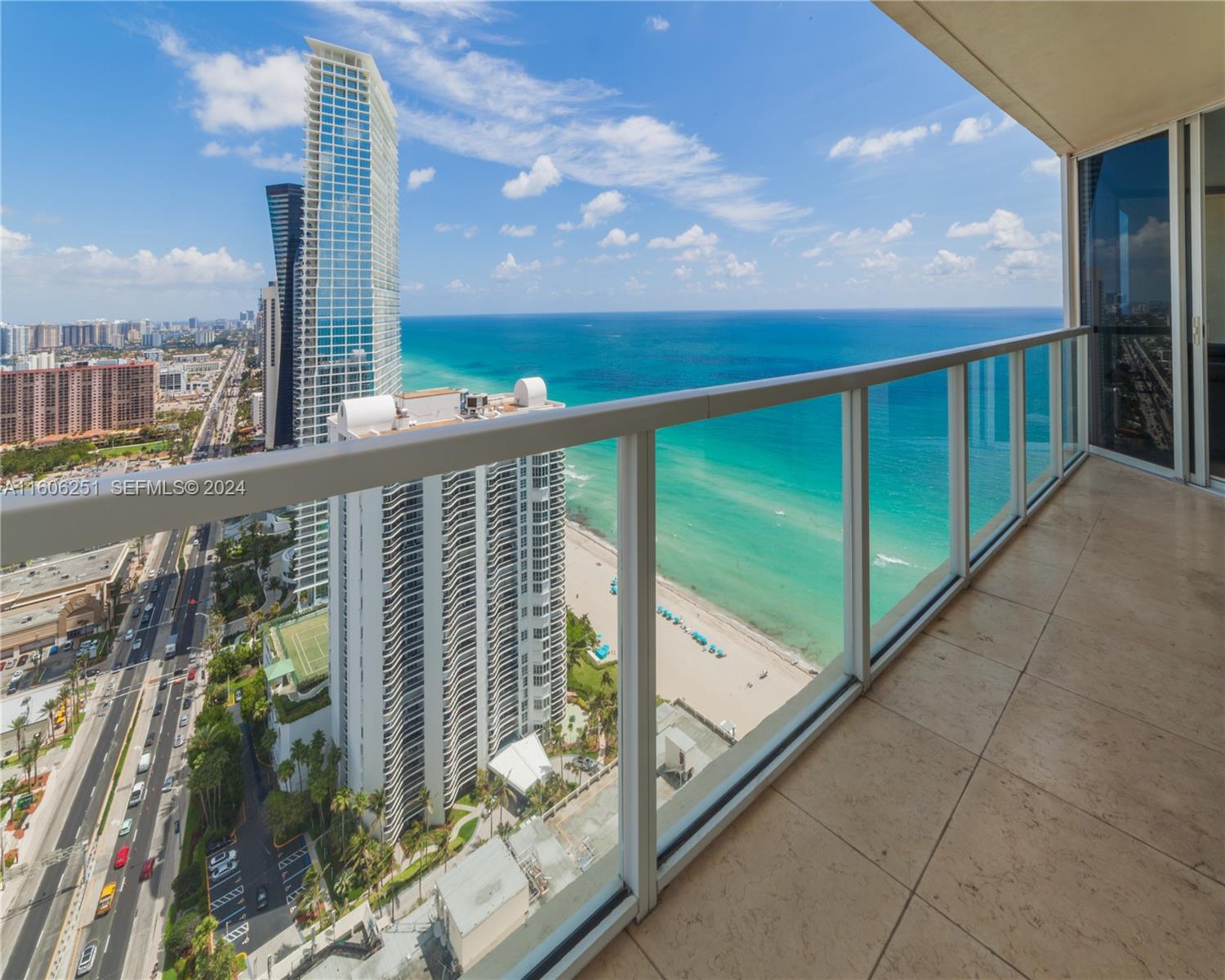 16699 Collins Ave(avlbnow